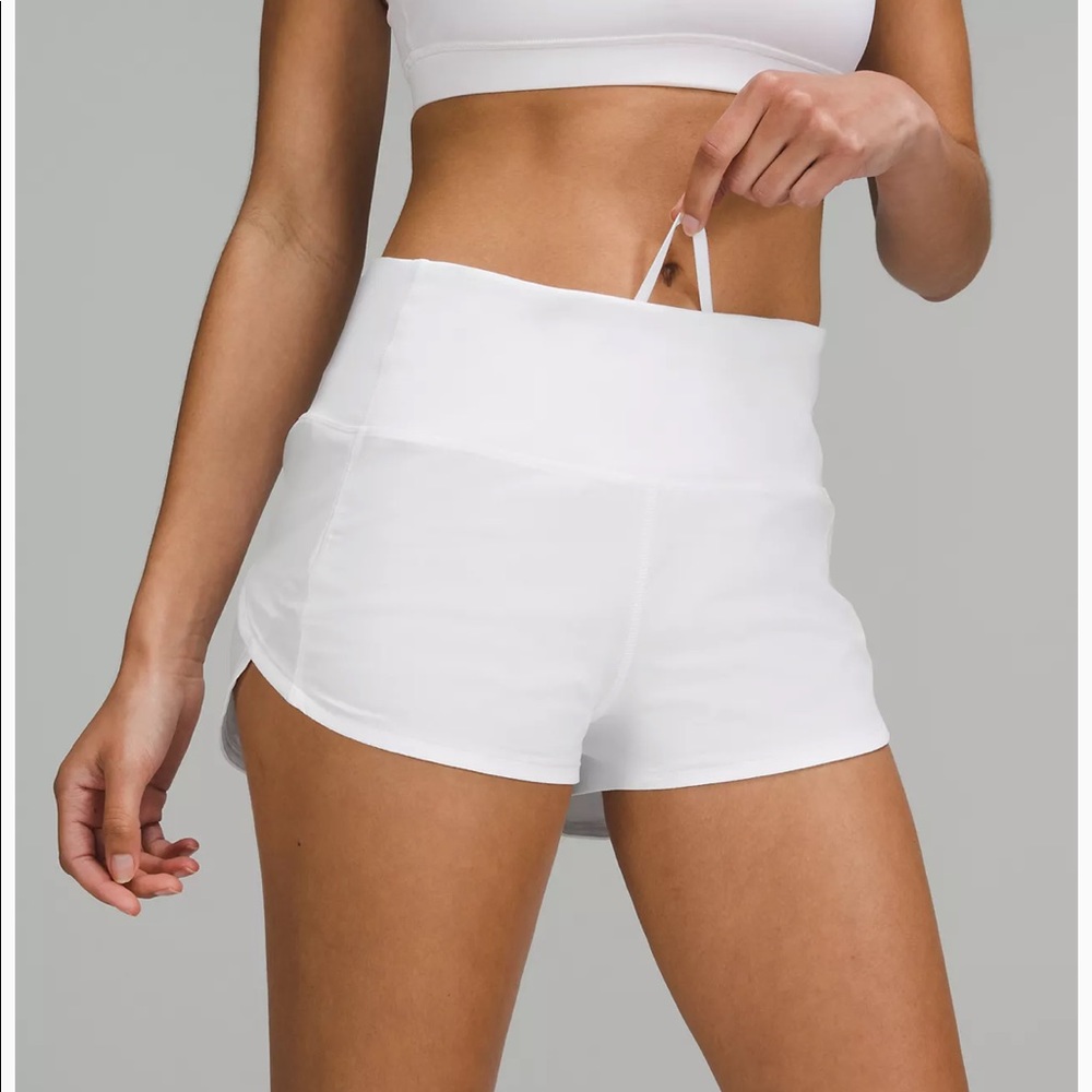 White high waisted lululemom shorts